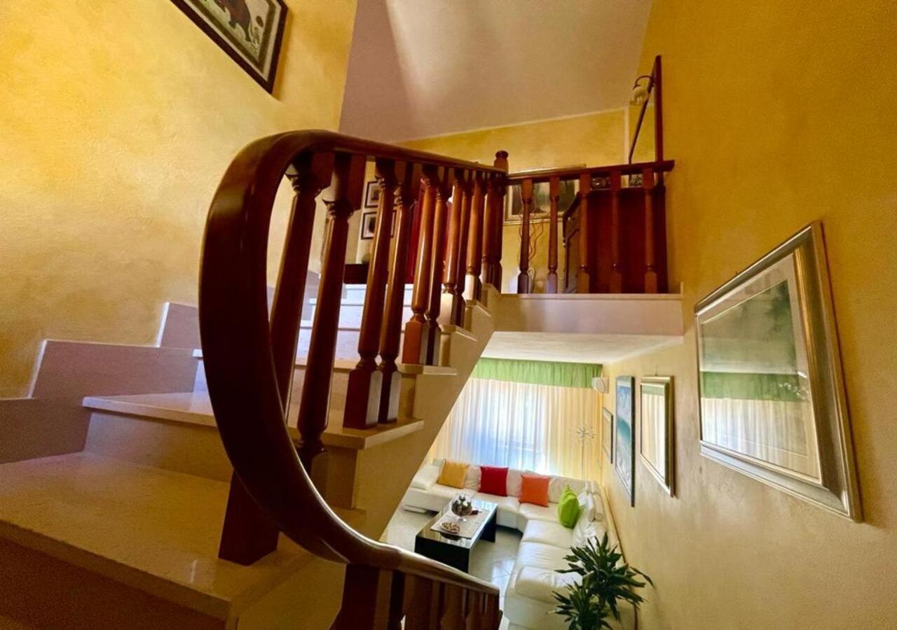 سورسو Lalu'S B&B المظهر الخارجي الصورة