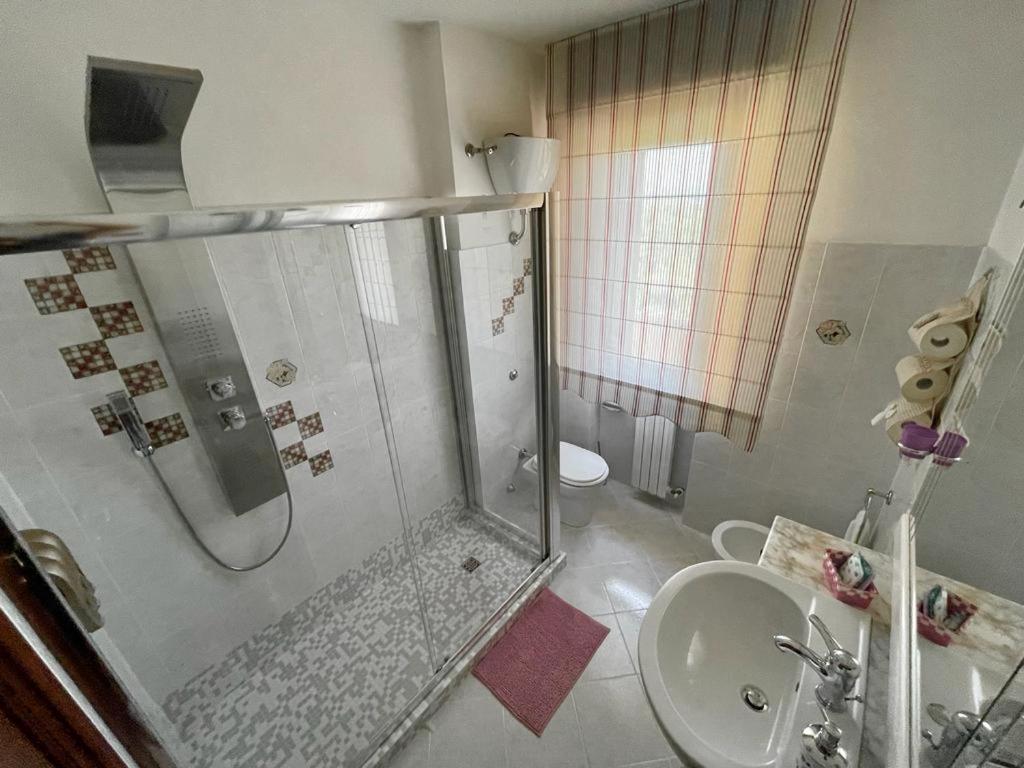 سورسو Lalu'S B&B المظهر الخارجي الصورة