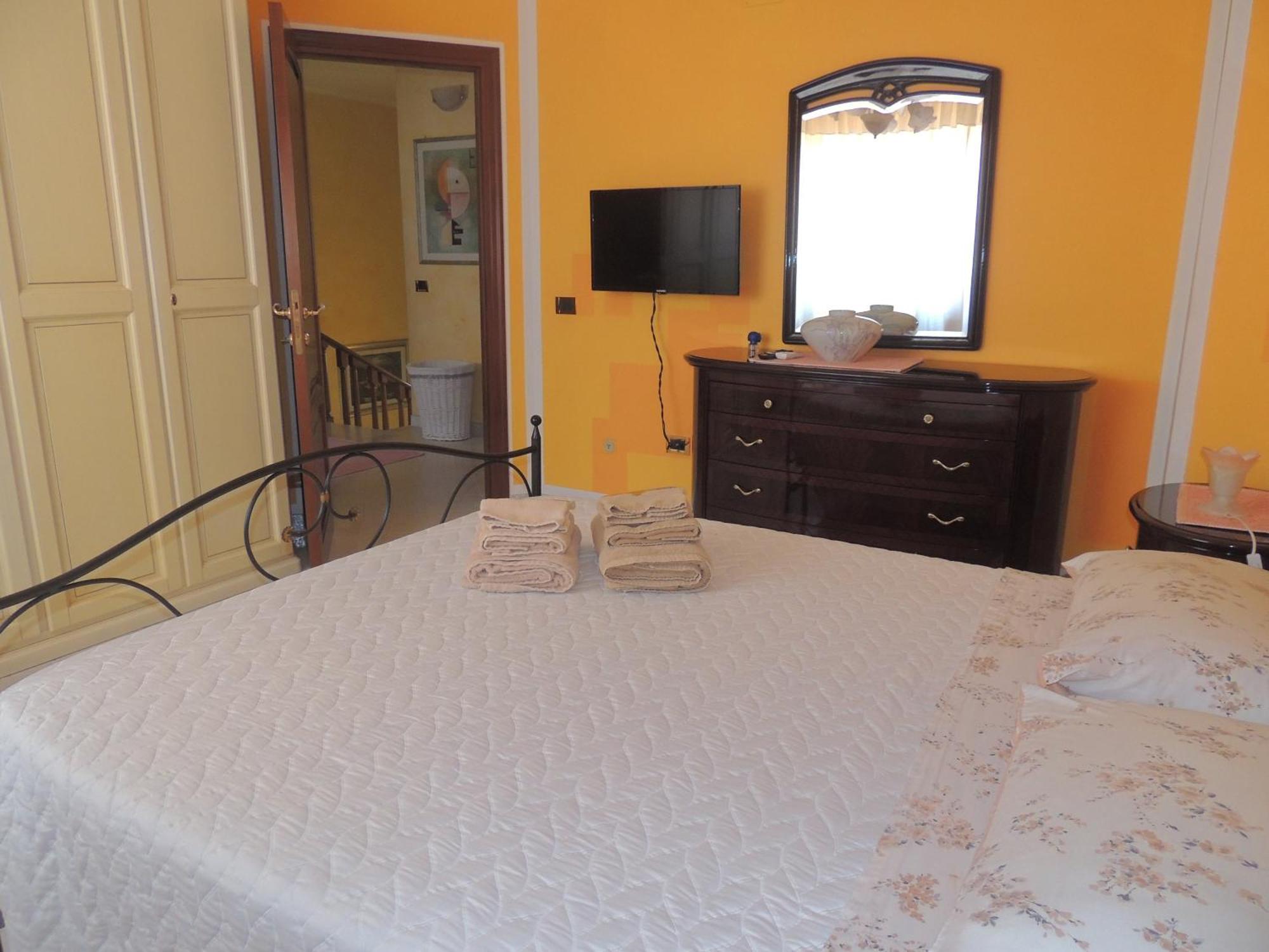 سورسو Lalu'S B&B المظهر الخارجي الصورة